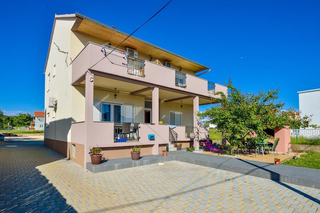 Apartments Duje Bibinje Buitenkant foto